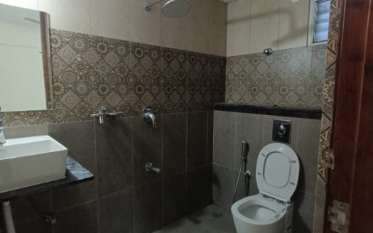 2bhk apartment lease Washroom