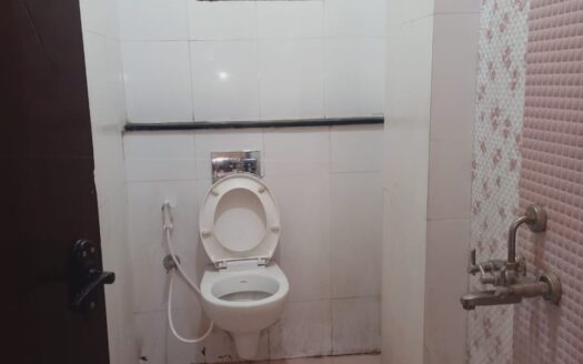 3BHK Builder Floor washroom