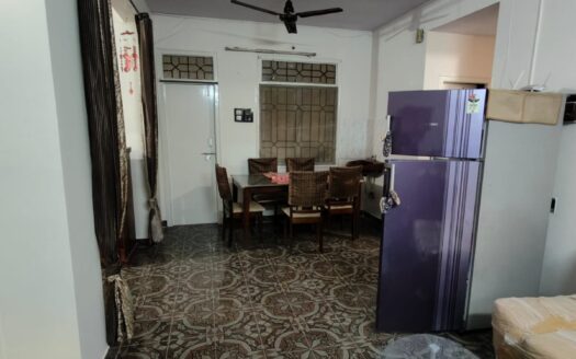 2BHK Builder Floor for Lease hall