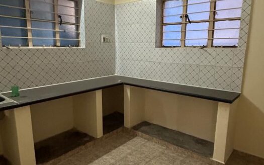 2BHK Buider Floor Lease Kitchen