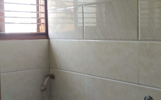 3BHK Builder Floor for Lease Washroom | Jones asset management