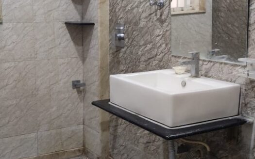 4BHK Apartment for Lease Washroom | Jones asset management