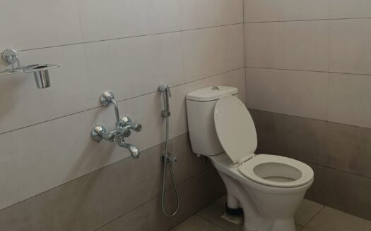 3BHK Apartment for Lease Washroom | Jones asset management