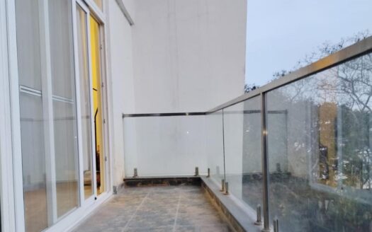 3BHK Builder Floor for Lease Balcony | Jones asset management