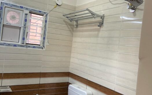 3BHK Builder Floor for Lease Washroom | Jones asset management