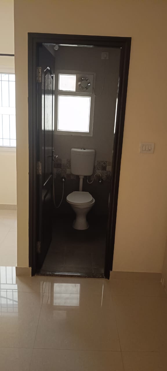 WhatsApp Image 2025-09-22 at 15.57.46_af230719