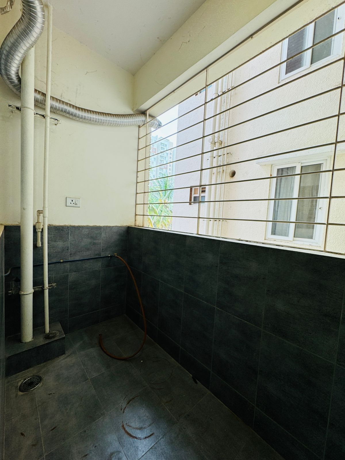 WhatsApp Image 2025-09-23 at 10.52.56_98ff9285