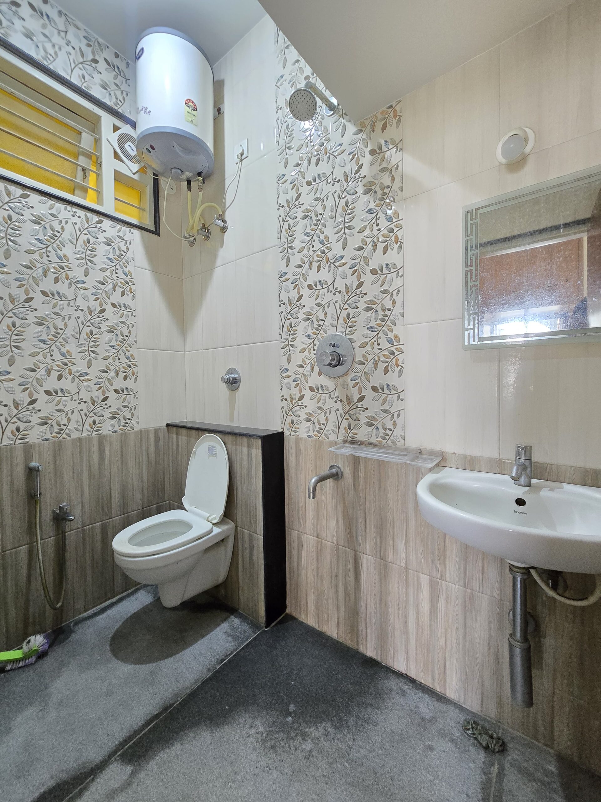 WhatsApp Image 2025-09-25 at 13.52.01_0aa6cd1c