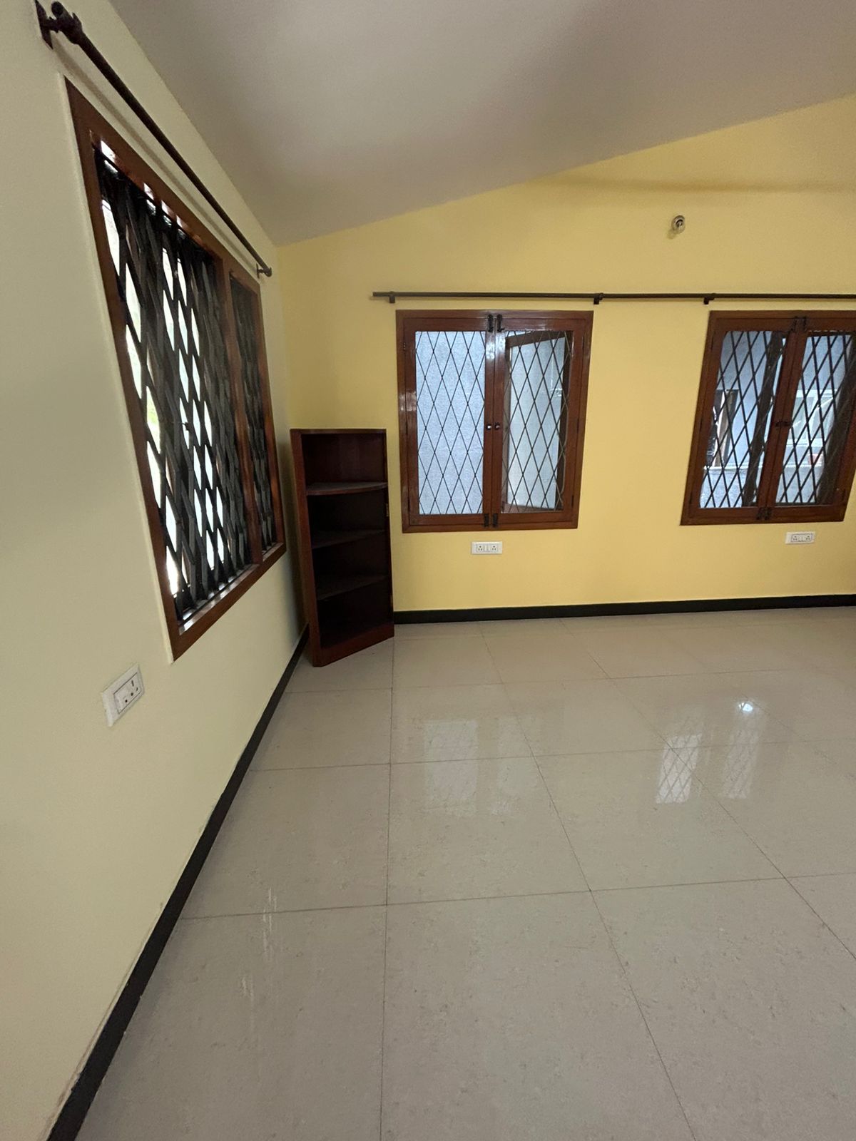 WhatsApp Image 2025-09-27 at 09.40.42_9bae935f