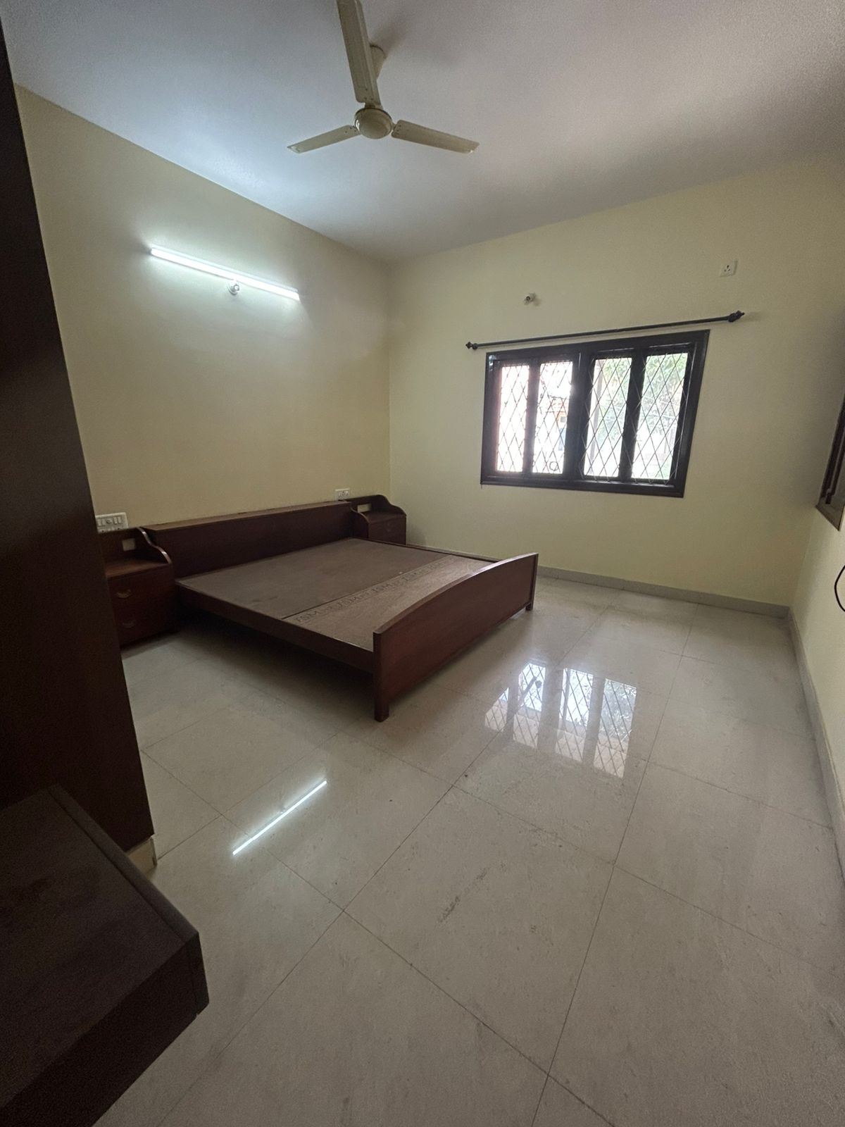 WhatsApp Image 2025-09-27 at 09.40.45_84fee488