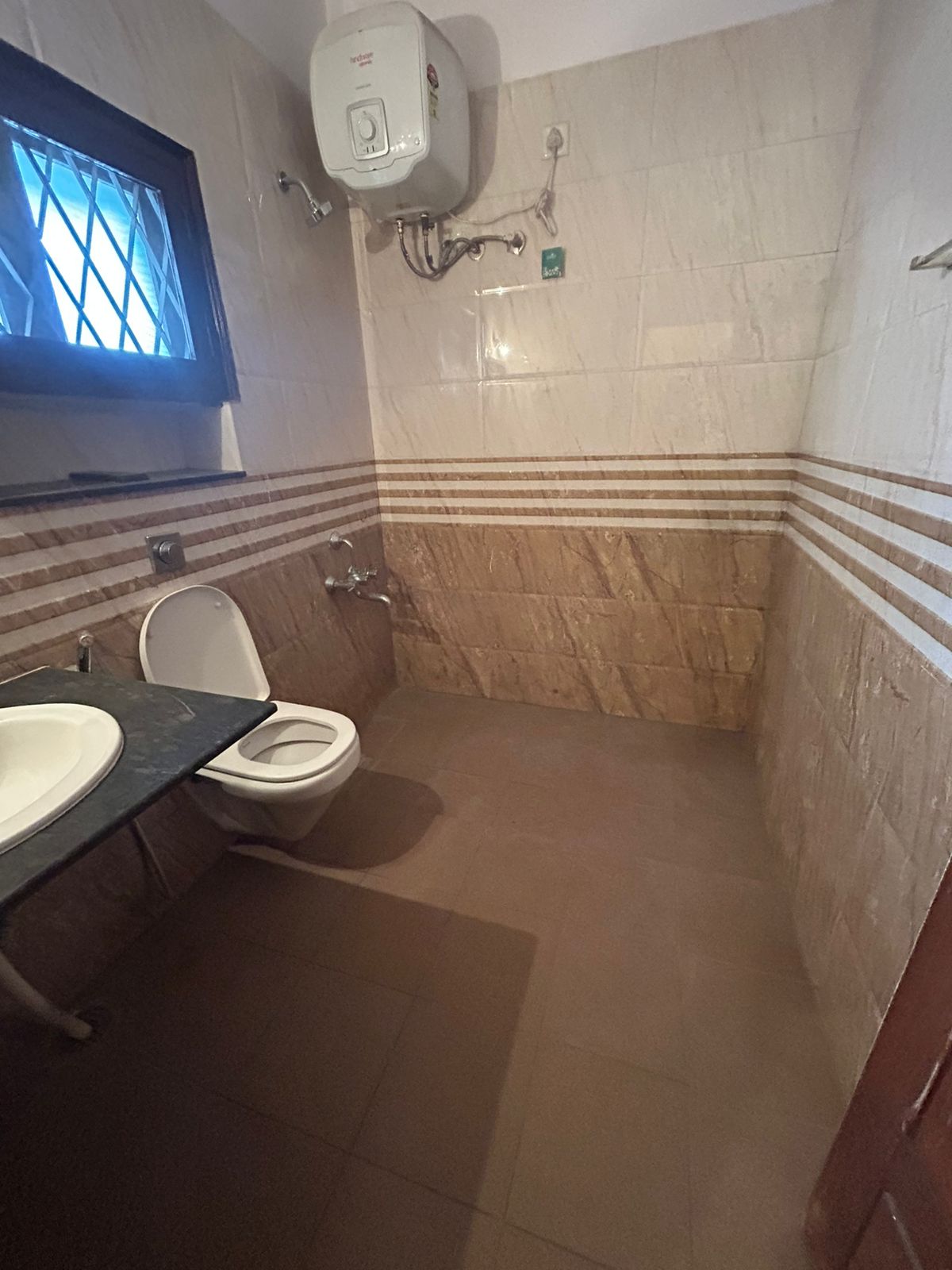 WhatsApp Image 2025-09-27 at 09.40.47_968d952c