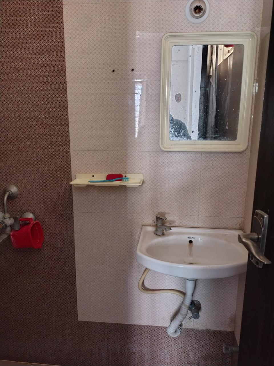 WhatsApp Image 2025-09-28 at 09.20.49_39635c93