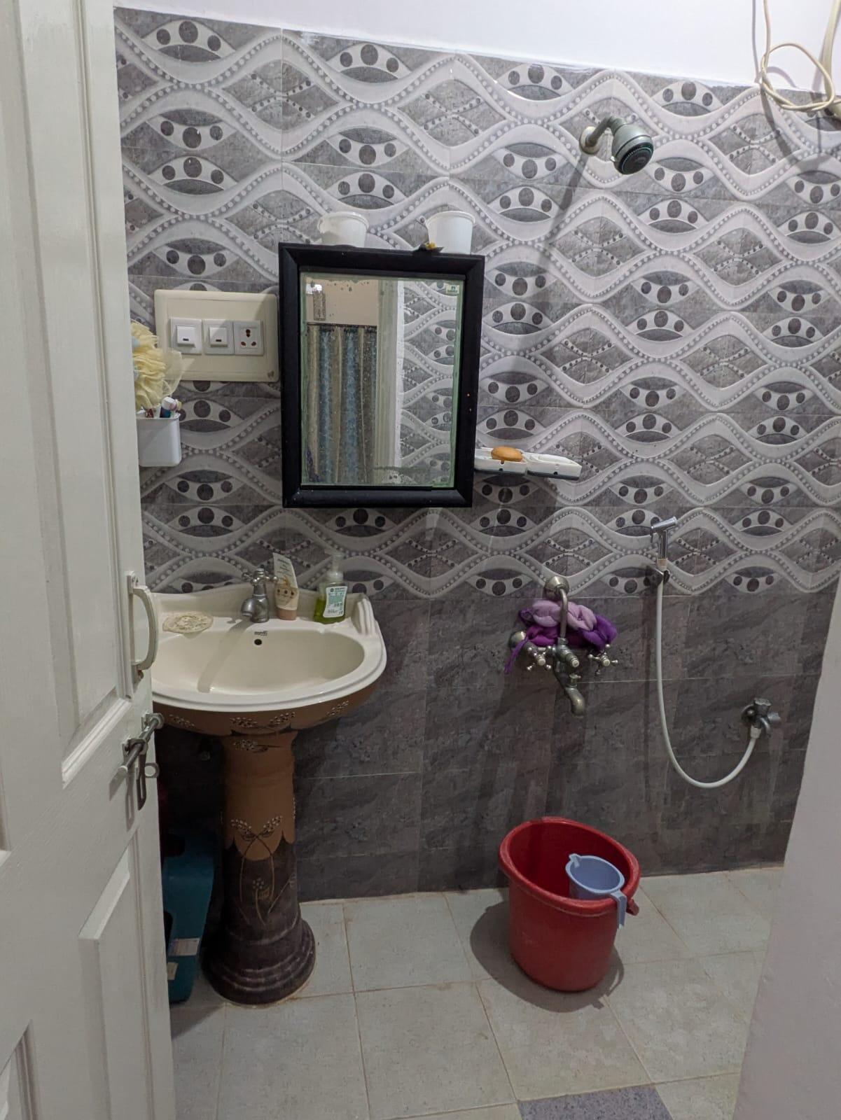 WhatsApp Image 2025-10-06 at 09.32.36_bd682ef4