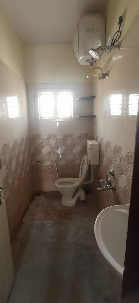 WhatsApp Image 2025-10-07 at 13.29.09_d2d31651