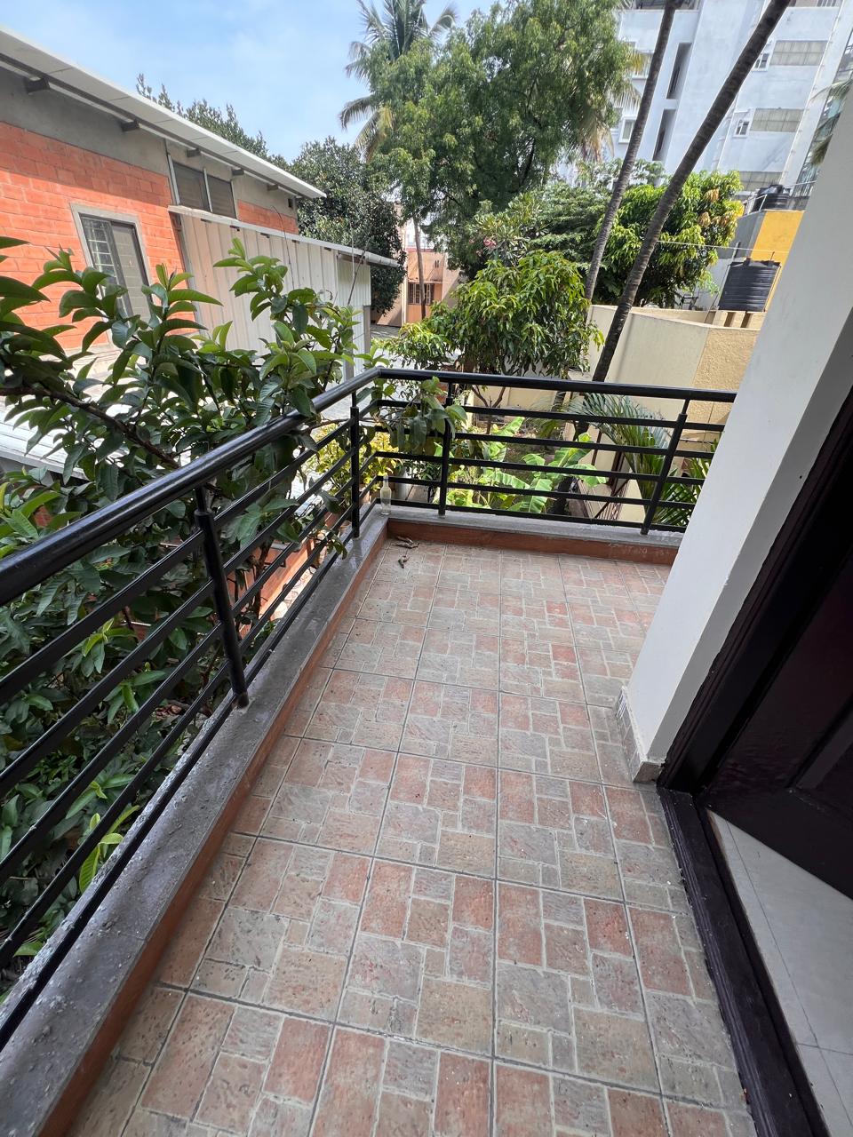 WhatsApp Image 2025-10-11 at 14.01.48_b41a660c