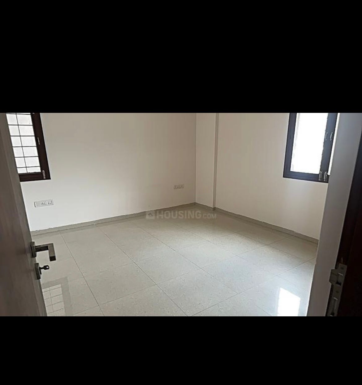 WhatsApp Image 2025-10-13 at 09.32.45_feffa68b