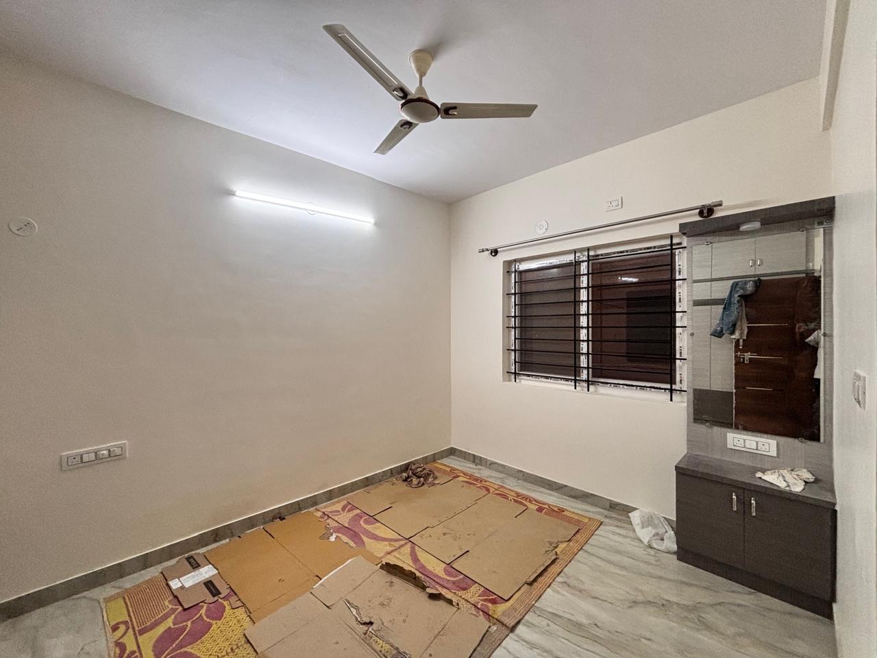 WhatsApp Image 2025-10-14 at 09.30.52_90b68012