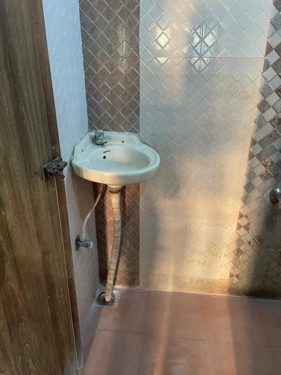 WhatsApp Image 2025-10-14 at 10.03.50 AM