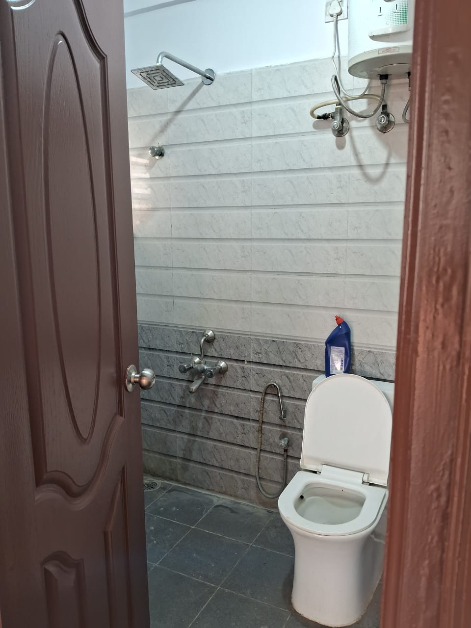 WhatsApp Image 2025-10-14 at 11.56.38_272f695a