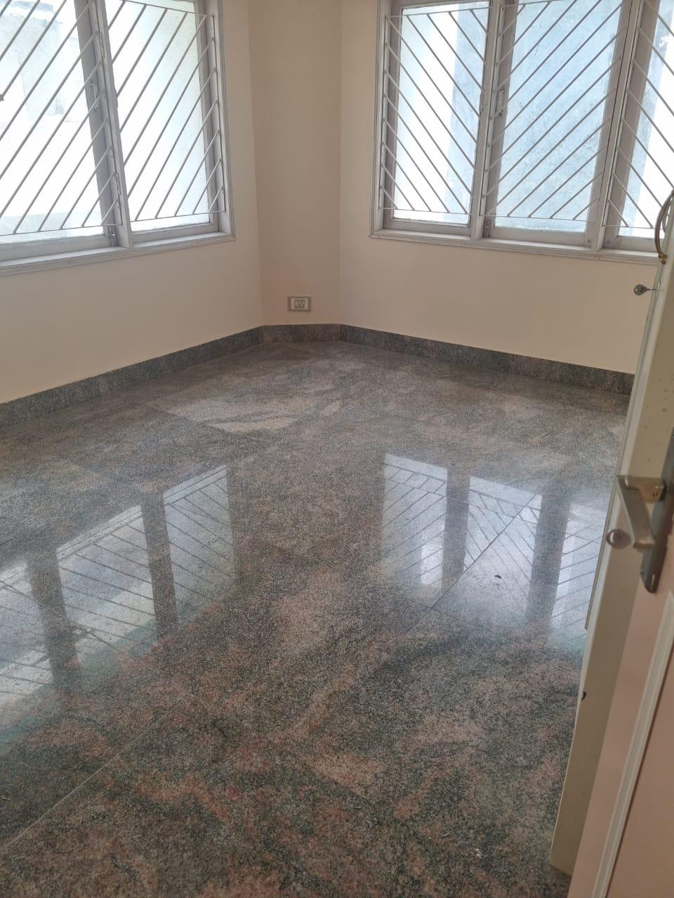 WhatsApp Image 2025-10-15 at 09.32.34_3a4f551b