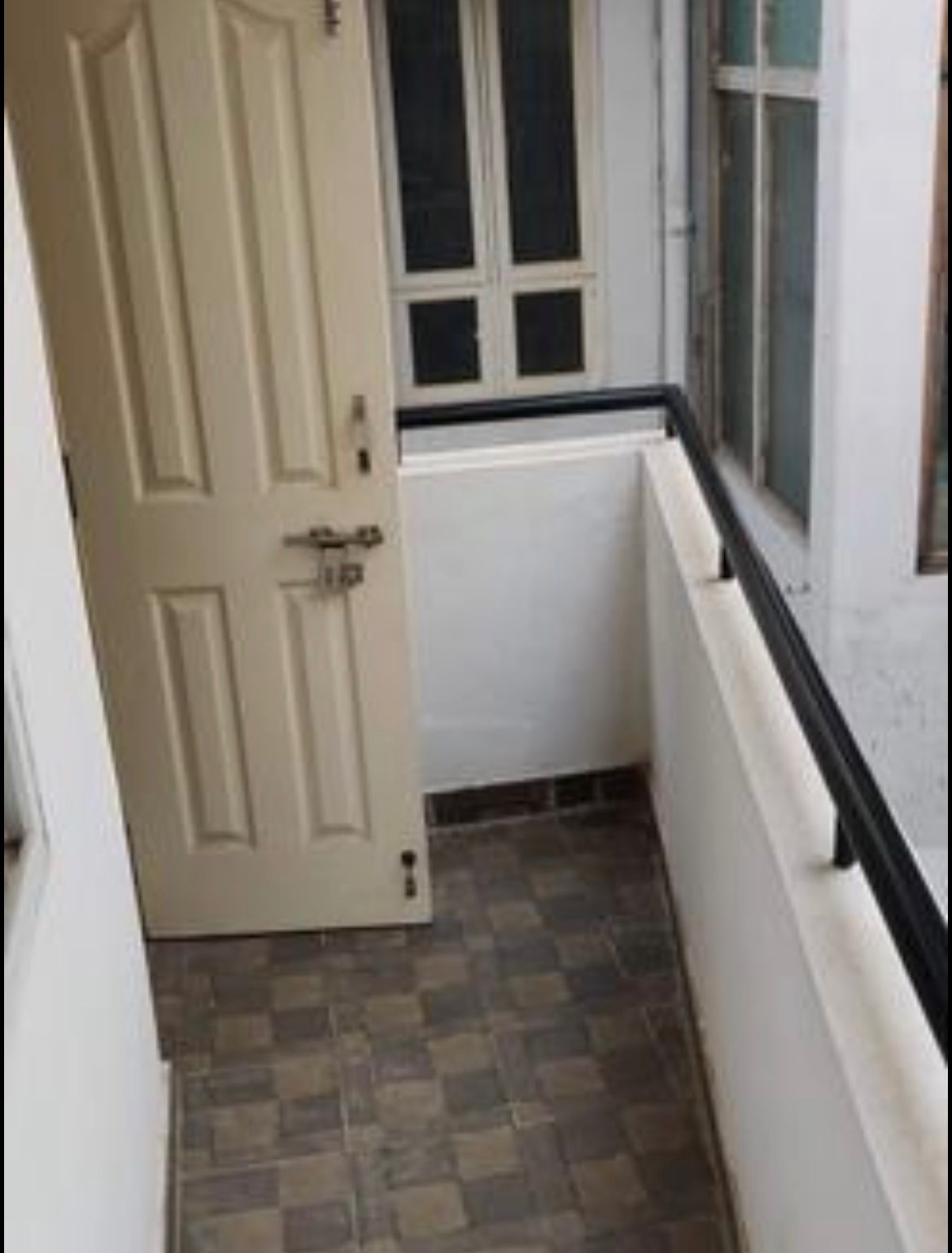 WhatsApp Image 2025-10-16 at 13.54.40_6e435cac