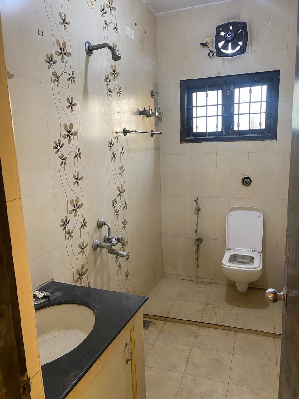 WhatsApp Image 2025-10-18 at 13.03.53_de47c074