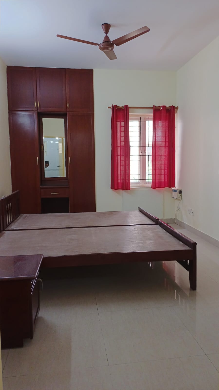 WhatsApp Image 2025-10-18 at 13.08.08_06cd25e2