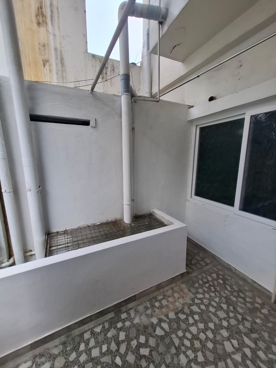 WhatsApp Image 2025-10-24 at 4.58.58 PM (3)