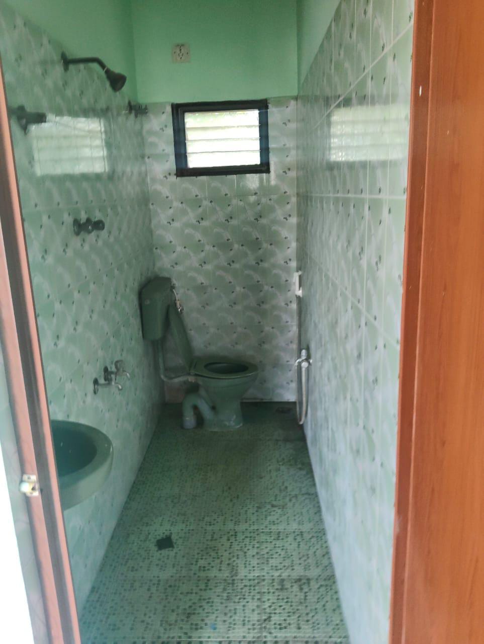 WhatsApp Image 2025-10-25 at 5.57.08 PM (1)