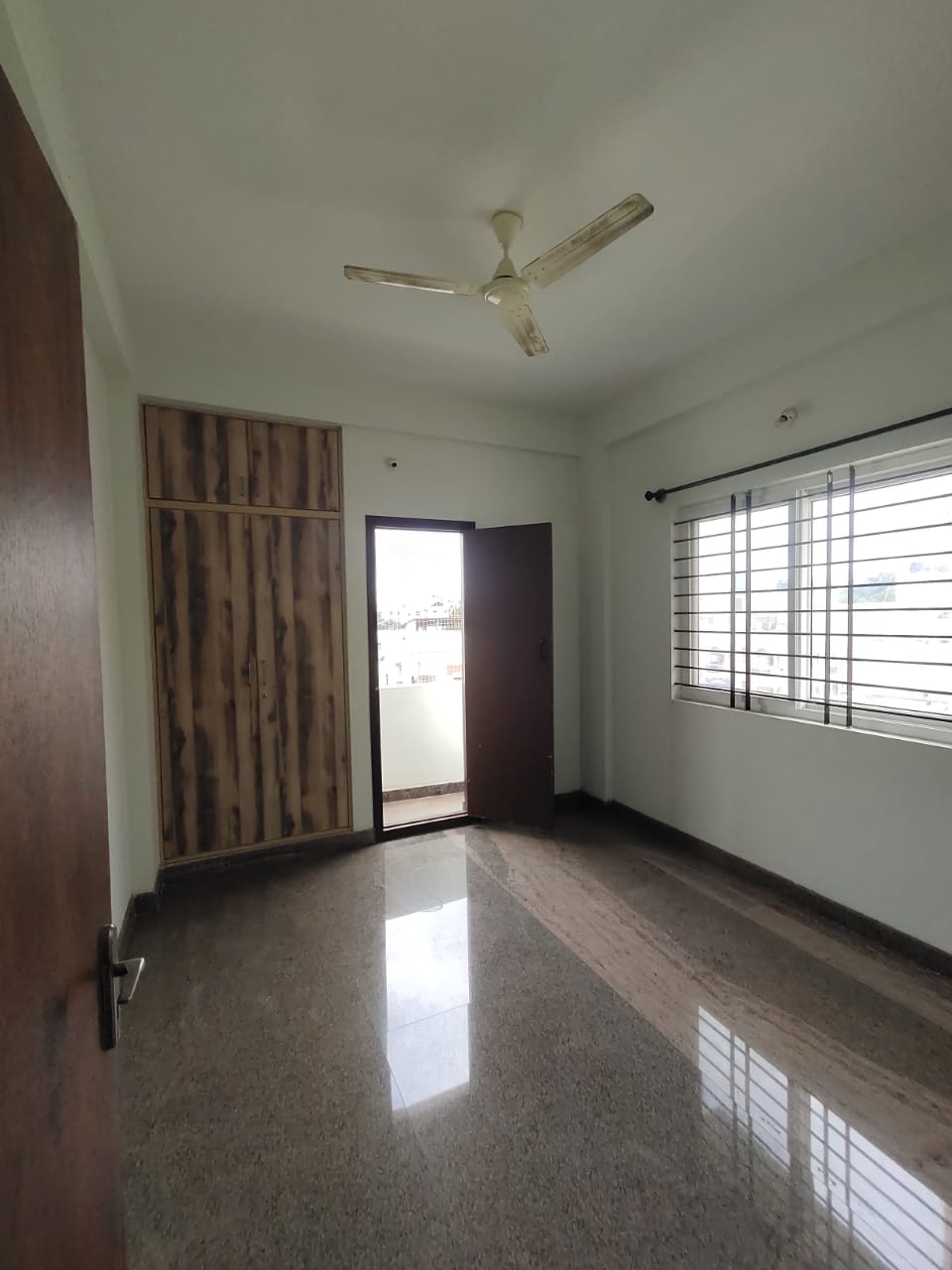 WhatsApp Image 2025-10-28 at 11.50.57_54ecd1f9