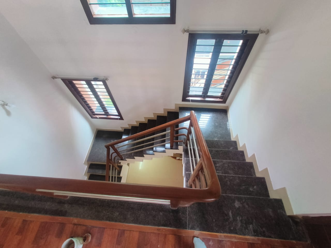 WhatsApp Image 2025-10-28 at 19.51.46_764794b6