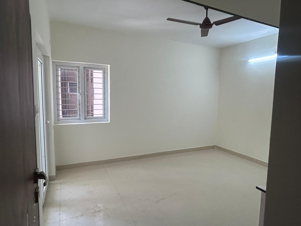 WhatsApp Image 2025-10-29 at 8.12.23 PM (1)