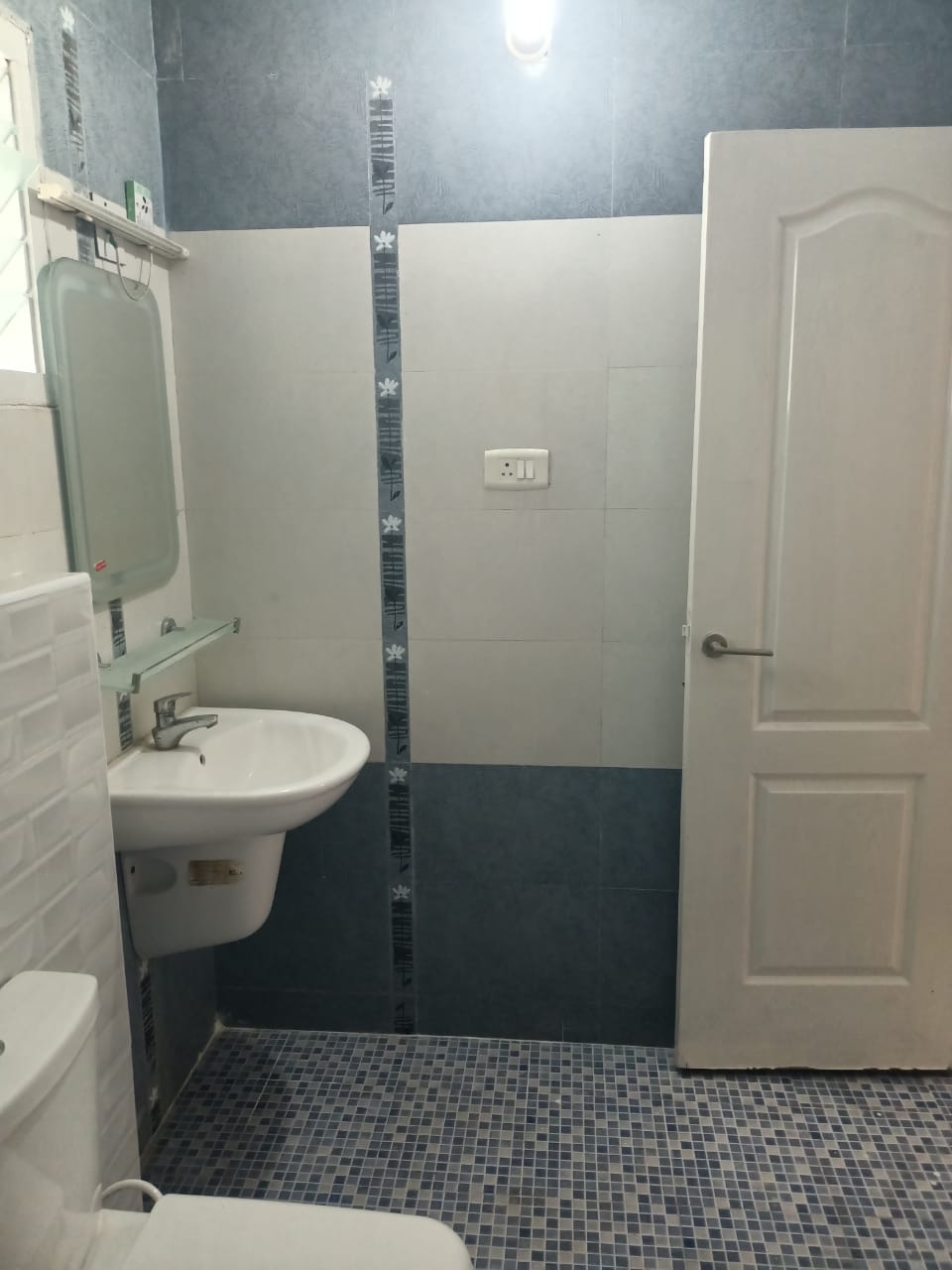 WhatsApp Image 2025-10-30 at 5.59.43 PM