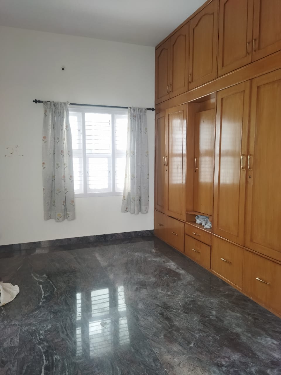 WhatsApp Image 2025-10-31 at 14.20.45_a49ad336