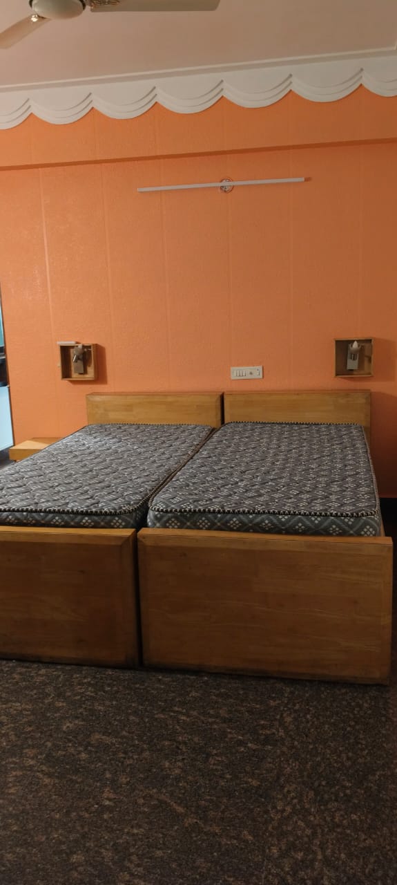 WhatsApp Image 2025-10-31 at 15.34.54_cd083375