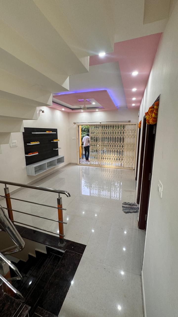 WhatsApp Image 2025-11-03 at 09.33.48_01c268f3