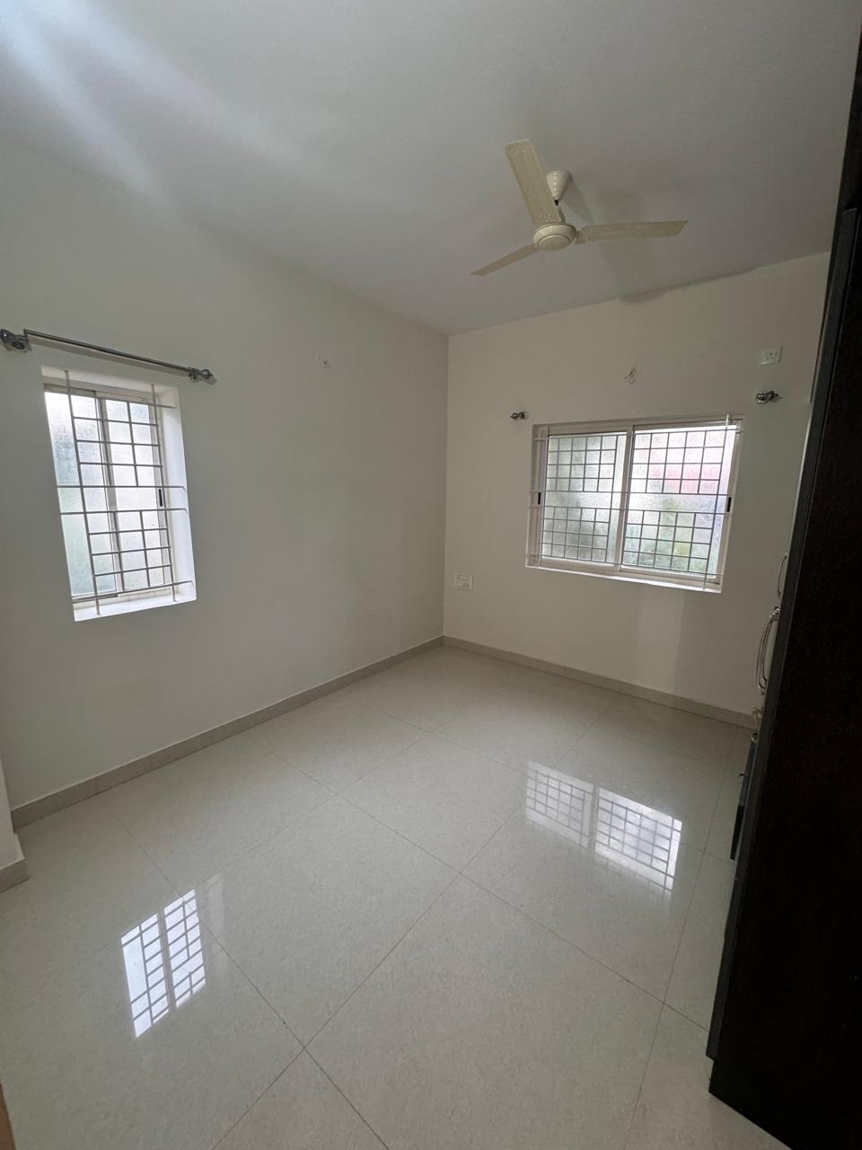 WhatsApp Image 2025-11-03 at 09.33.50_66f36e4c