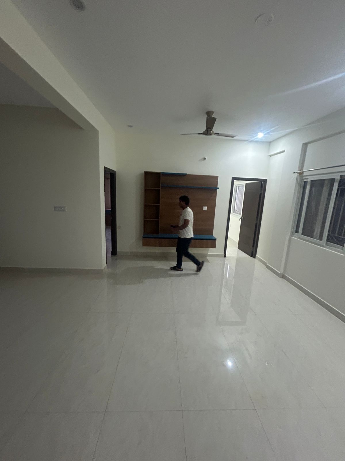 WhatsApp Image 2025-11-06 at 09.38.06_904efeba