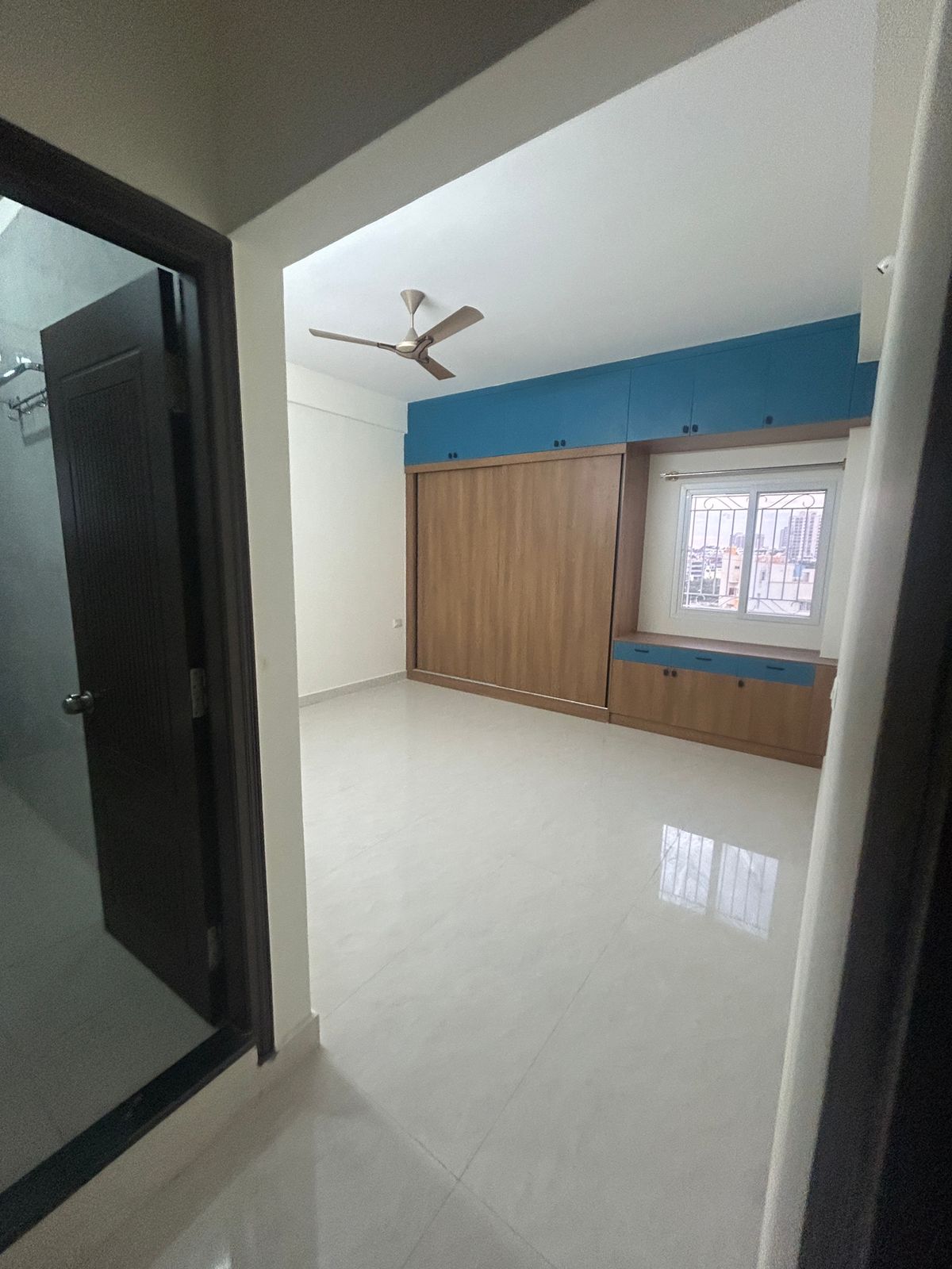 WhatsApp Image 2025-11-06 at 09.38.11_8051bf48