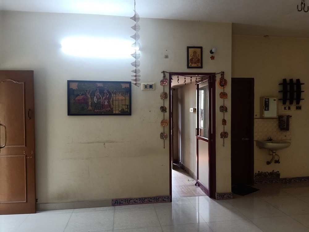 WhatsApp Image 2025-11-06 at 10.47.53 AM (1)