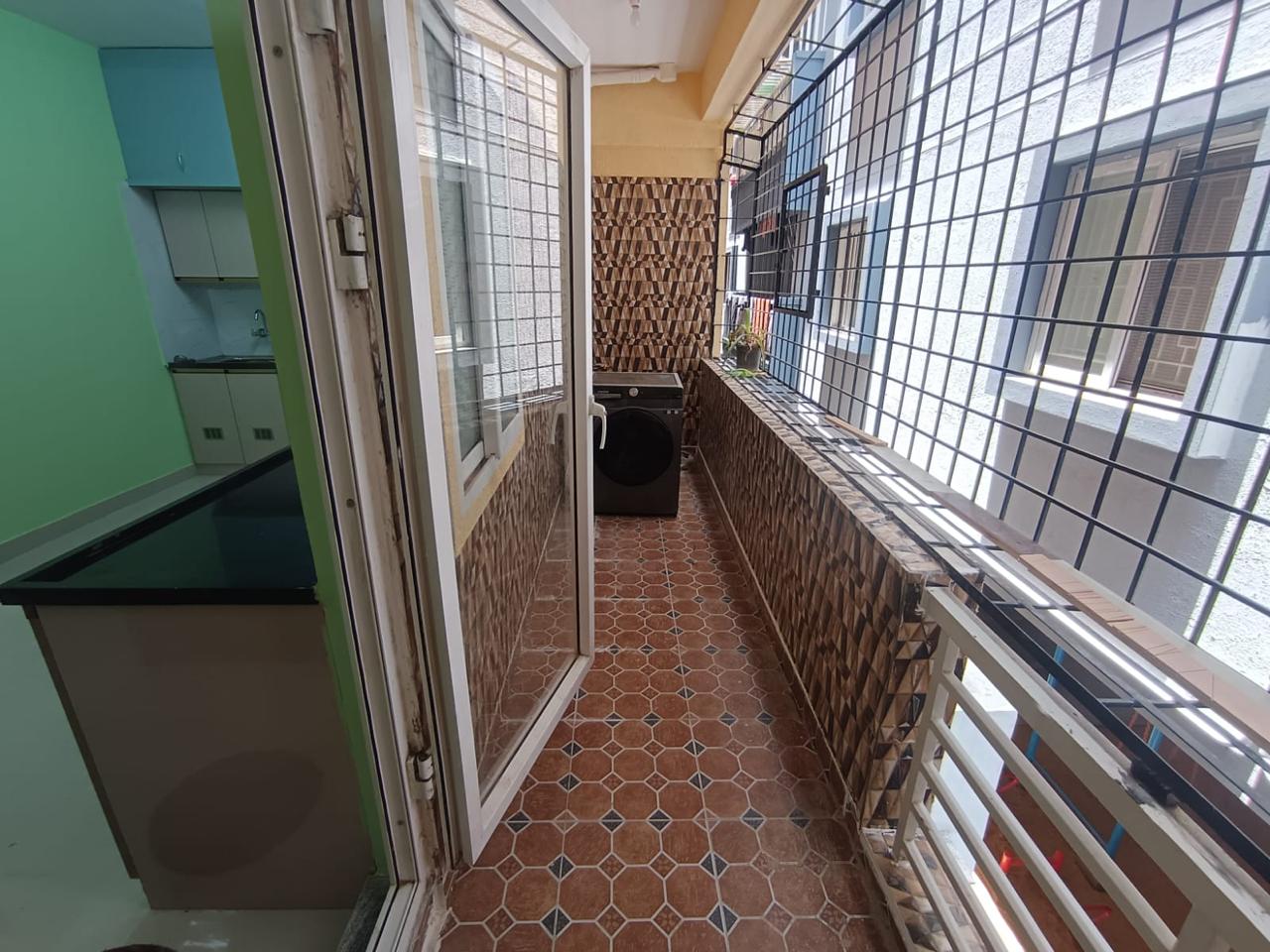 WhatsApp Image 2025-11-06 at 10.53.47_57114327