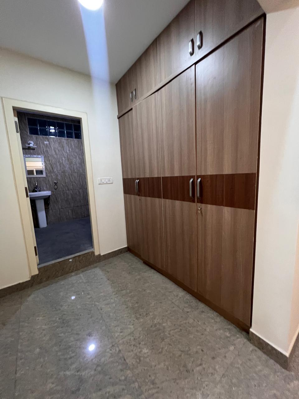 WhatsApp Image 2025-11-09 at 17.32.56_81cb4dab