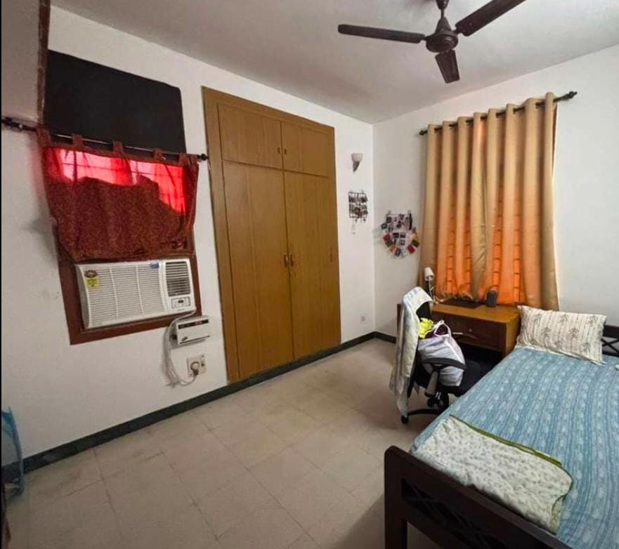 WhatsApp Image 2025-11-09 at 9.34.47 PM (1)