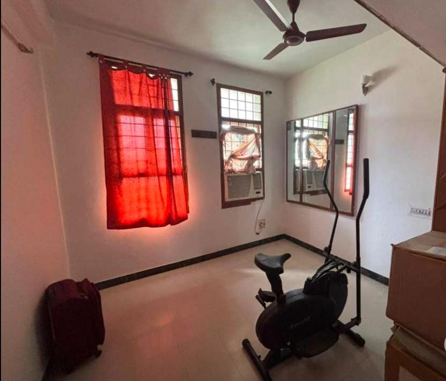 WhatsApp Image 2025-11-09 at 9.34.47 PM (2)