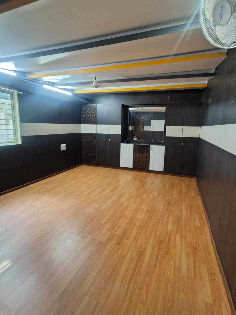 WhatsApp Image 2025-11-10 at 16.53.53_55e9b19e