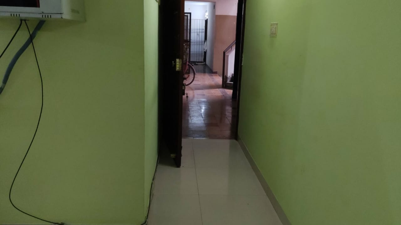 WhatsApp Image 2025-11-10 at 7.44.36 PM (2)