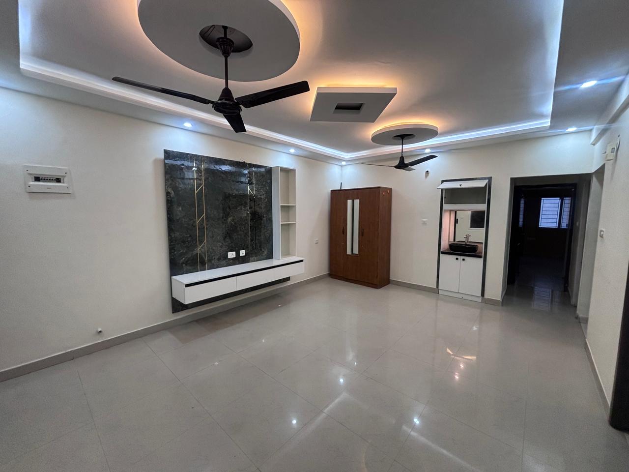 WhatsApp Image 2025-11-11 at 18.17.05_c22aa8b3