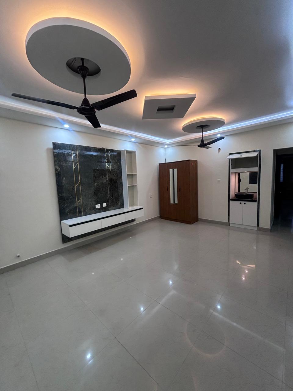 WhatsApp Image 2025-11-11 at 18.17.07_c13854c7