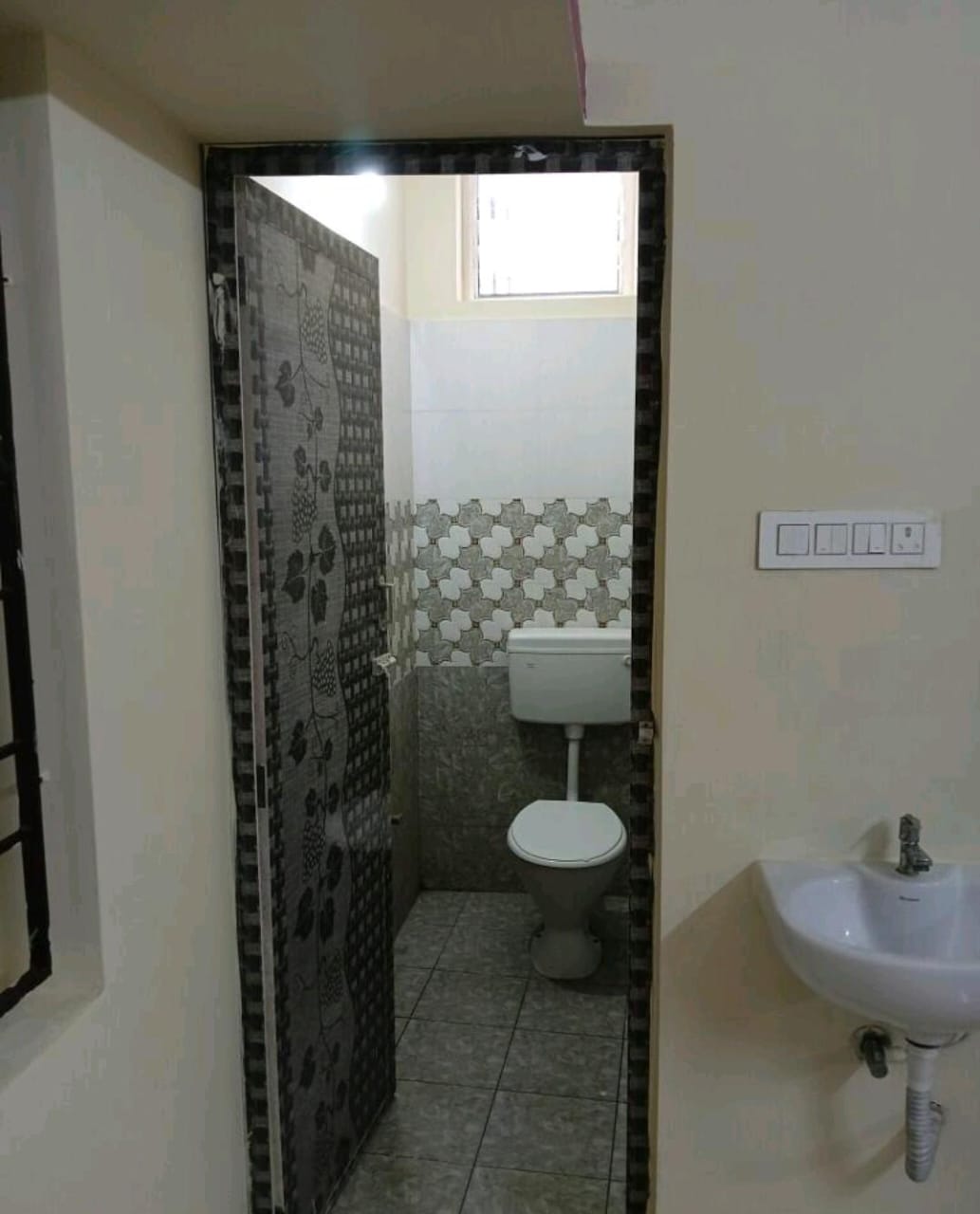 WhatsApp Image 2025-11-16 at 7.47.00 PM