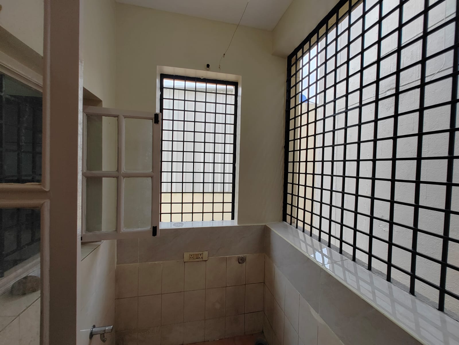 WhatsApp Image 2025-11-28 at 17.57.35_3342e4ac